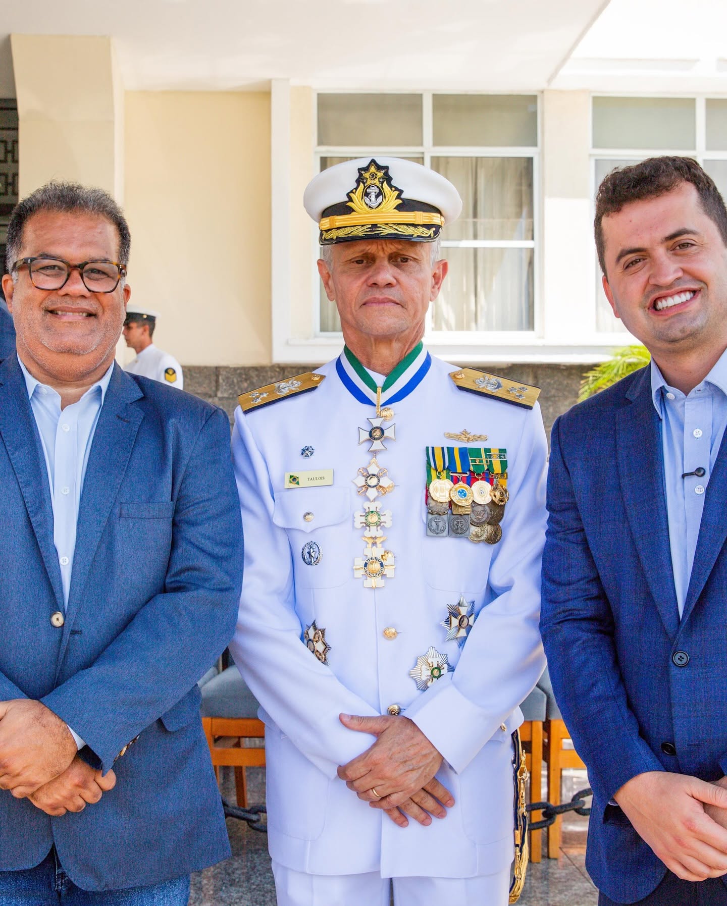Vereador com representantes da Marinha